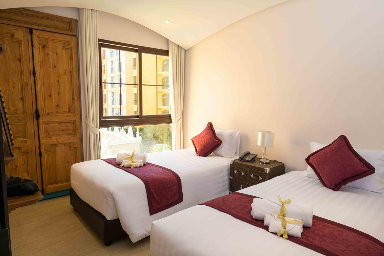 The Symphony Suites Pattaya Pantai Jomtien Luaran gambar